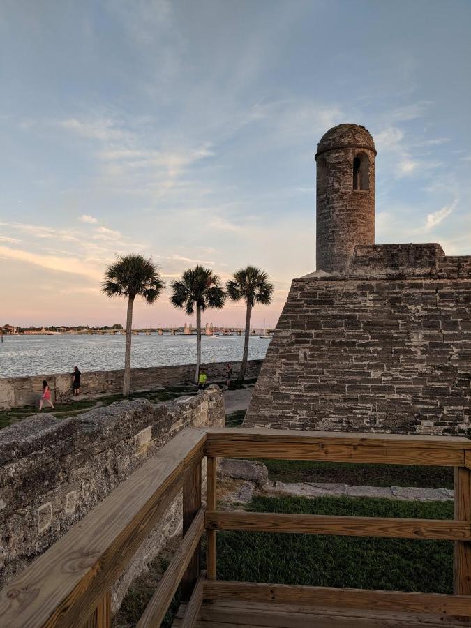 Updated Early 1900S 2Br Cottage Walking Distance To Downtown With Onsite Parking St. Augustine Exterior photo